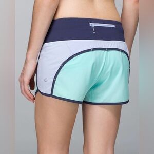 Lululemon Run Times Short 4” Size 6 Rare 2014 Retired Aquamarine Colorway